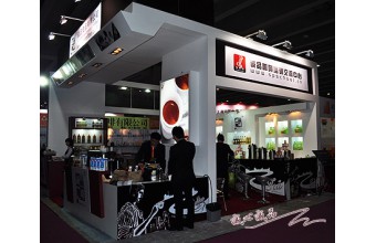 诚品的特装展位给予客人眼前一亮！